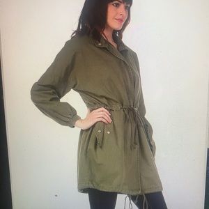 💚ONLY 1 LEFT- Sz MD!!!💚Olive Green Jacket